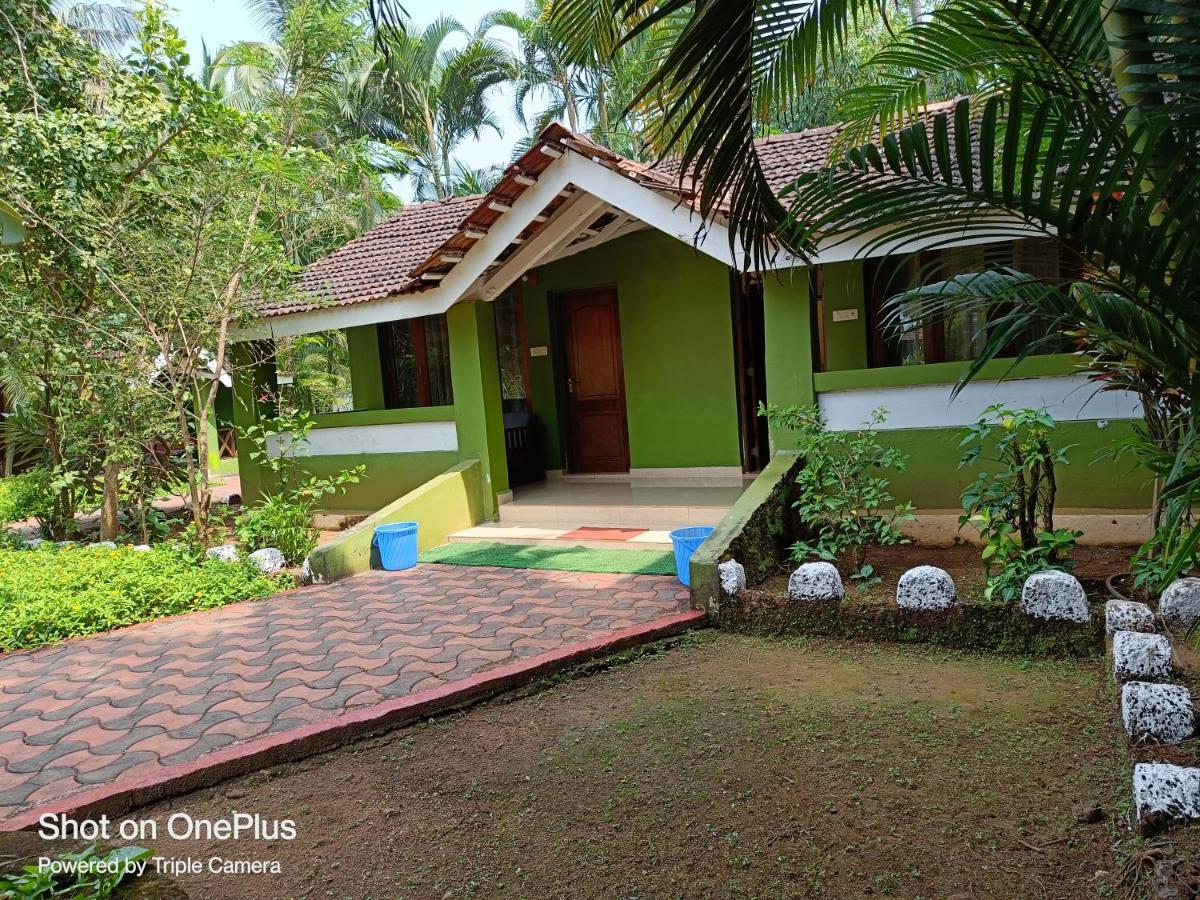 Dunhill Beach Resort อากอนดา ภายนอก รูปภาพ