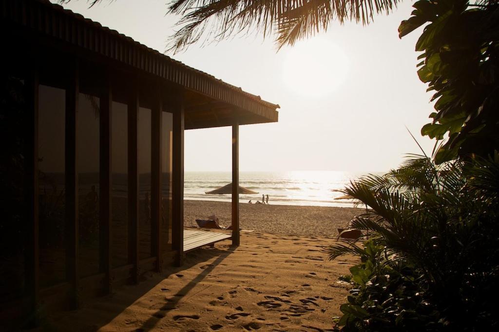 Dunhill Beach Resort อากอนดา ภายนอก รูปภาพ