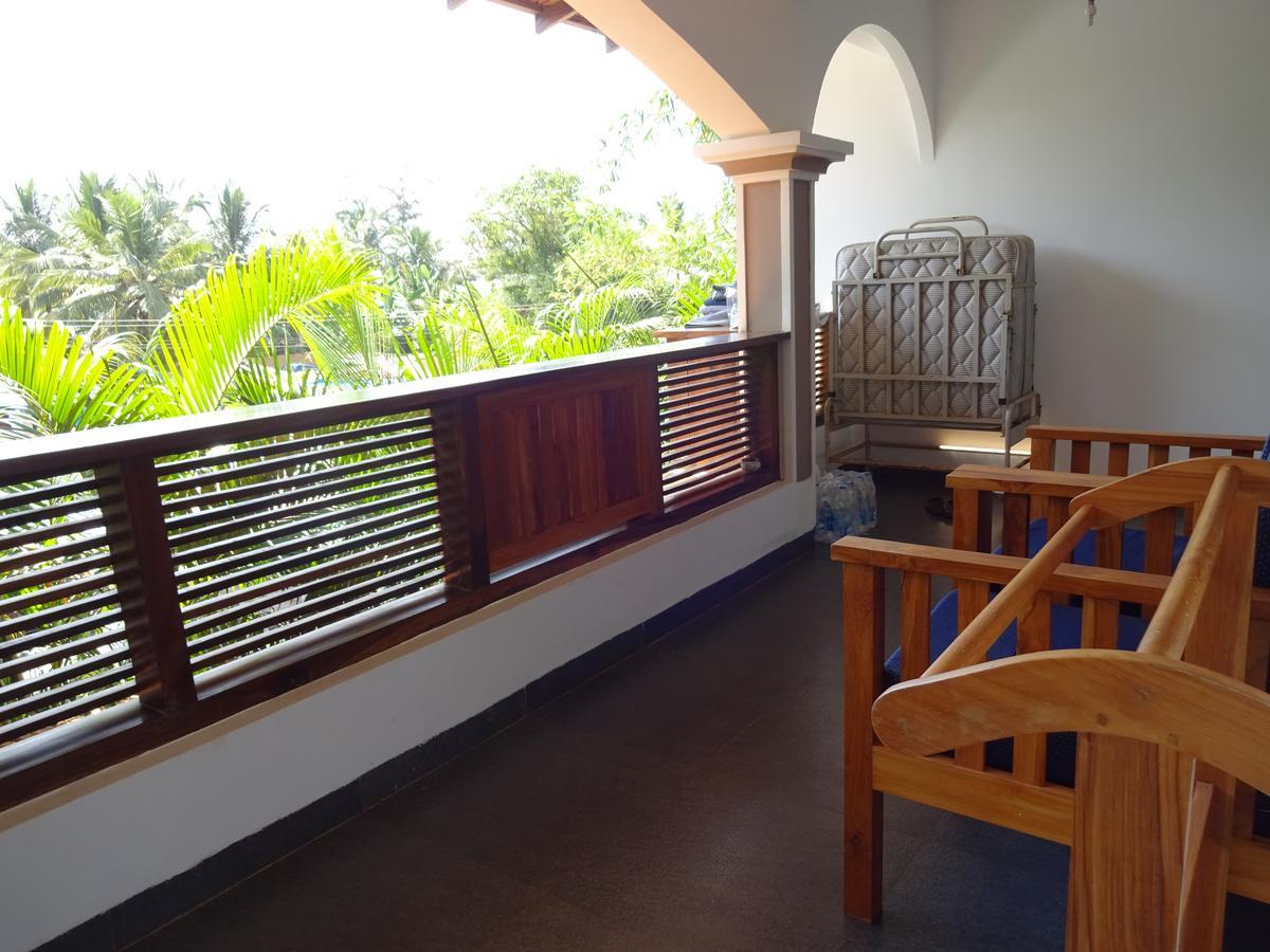 Dunhill Beach Resort อากอนดา ภายนอก รูปภาพ