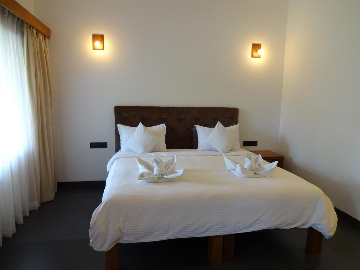 Dunhill Beach Resort อากอนดา ภายนอก รูปภาพ