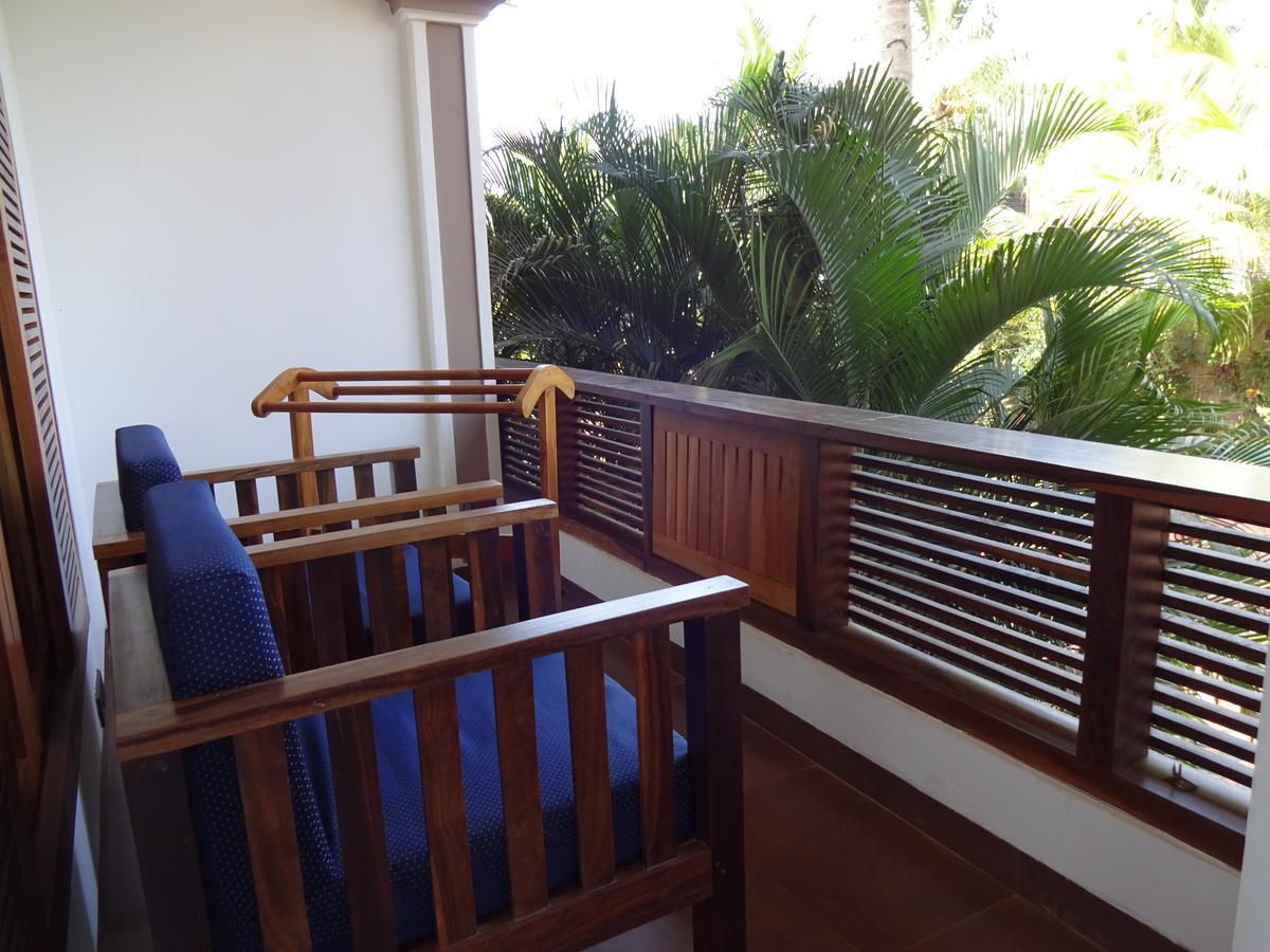 Dunhill Beach Resort อากอนดา ภายนอก รูปภาพ